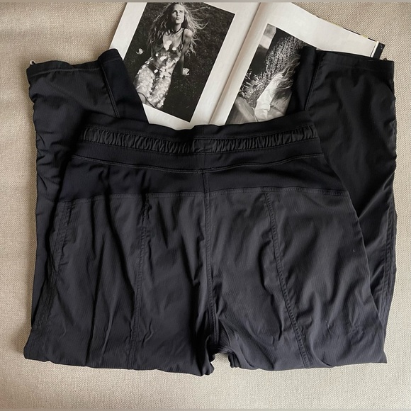 Lululemon Dance Studio Crop Pants Inseam 25” In Black Size 8 - Picture 9 of 16